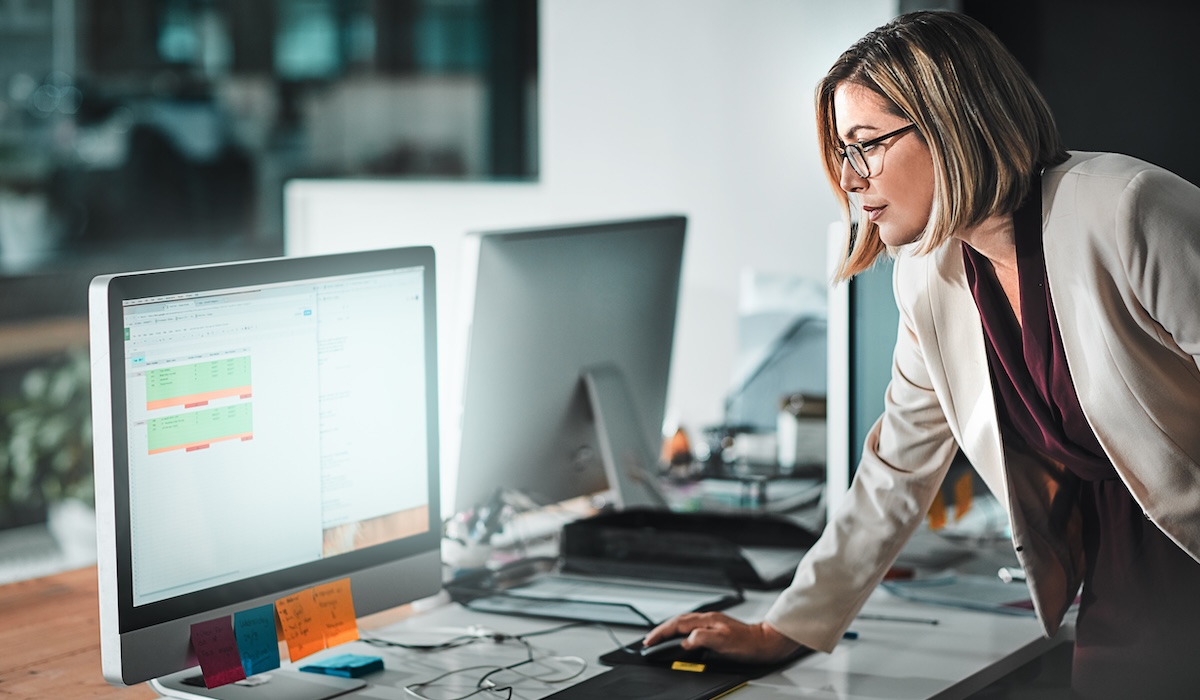 Sempre em busca de oportunidades para avançar na carreira corporativa.